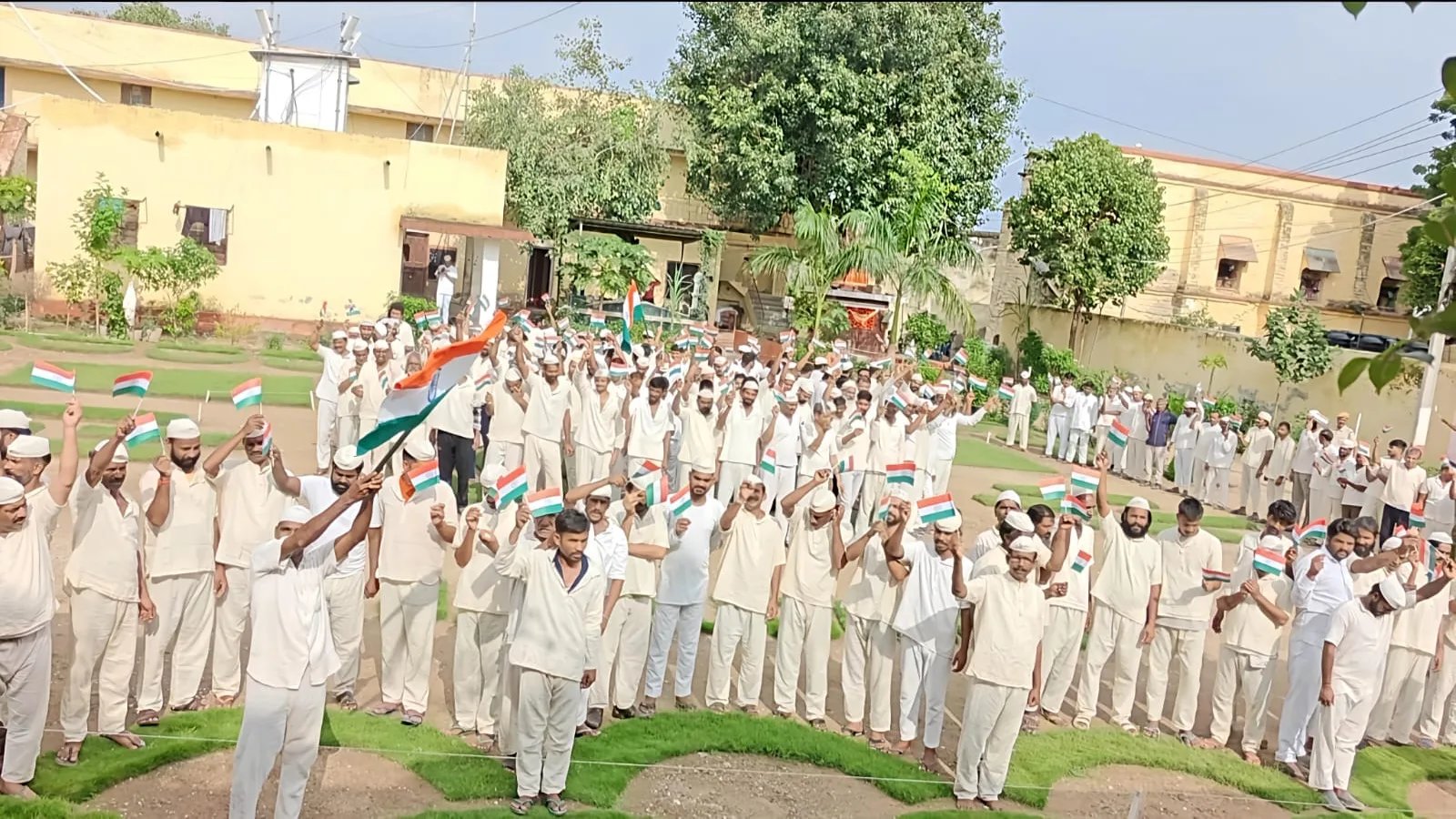हर घर तिरंगा कार्यक्रम के तहत केन्द्रीय काराग्रह में तिरंगा रैली का आयोजन
