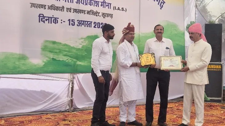 पशु विज्ञान केन्द्र, सूरतगढ़ में स्वतंत्रता दिवस समारोह आयोजित