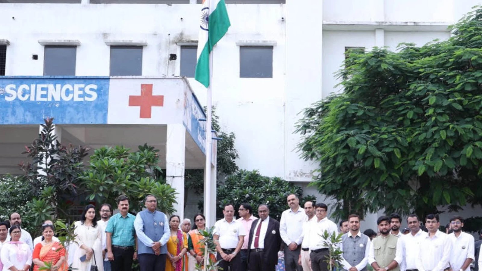 साईं तिरुपति विश्वविद्यालय में 80वां स्वतंत्रता दिवस धूमधाम से आयोजित