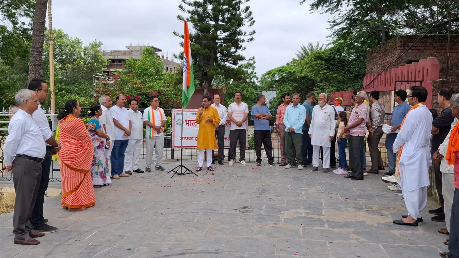 गोवर्धन सागर की पाल पर गूंजा राष्ट्रप्रेम, भारत विकास परिषद मेवाड़ ने मनाया 80वां स्वतंत्रता दिवस