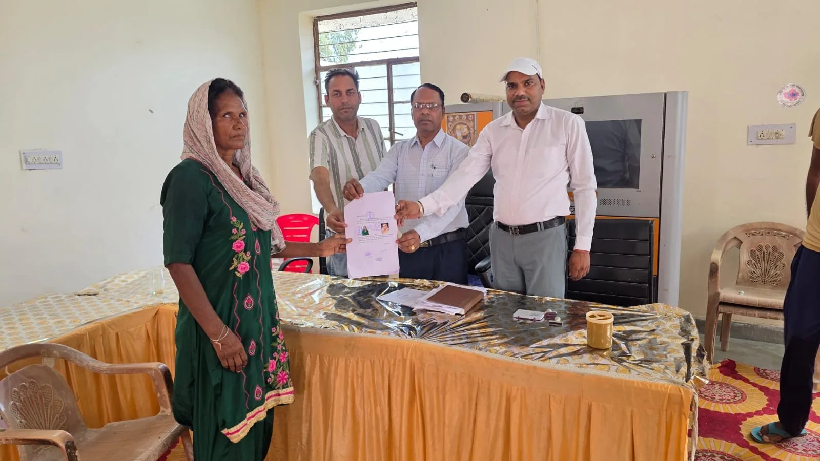 ग्रामीण सेवा शिविर में हल हुई परिवादियों की समस्याएं
