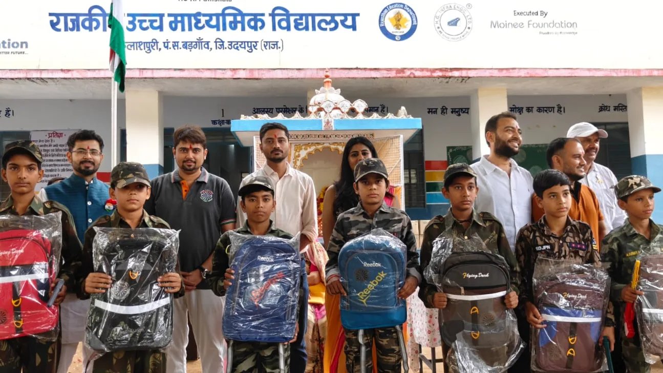 Round Table India Distributes School Bags to Students on Independence Day