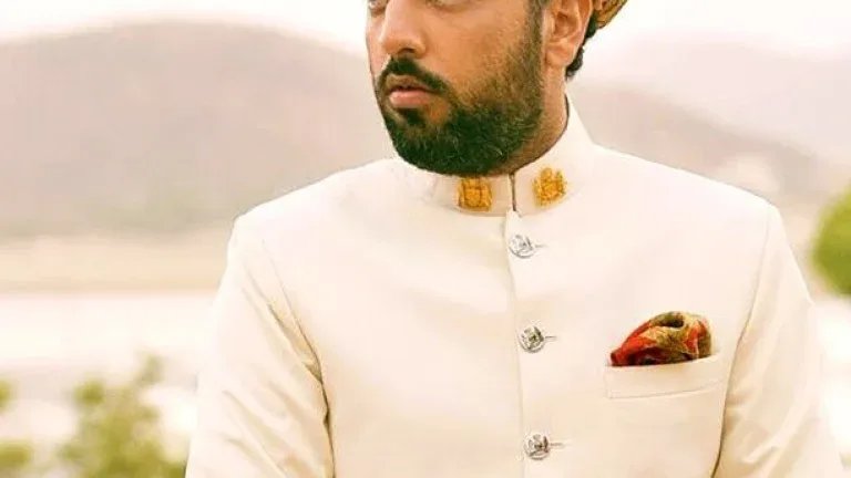 155 साल पुरानी मेवाड़ की परंपरा फिर जीवंत, डॉ. लक्ष्यराज सिंह मेवाड़ कविराव परिवार के यहां मोखाण पधारे