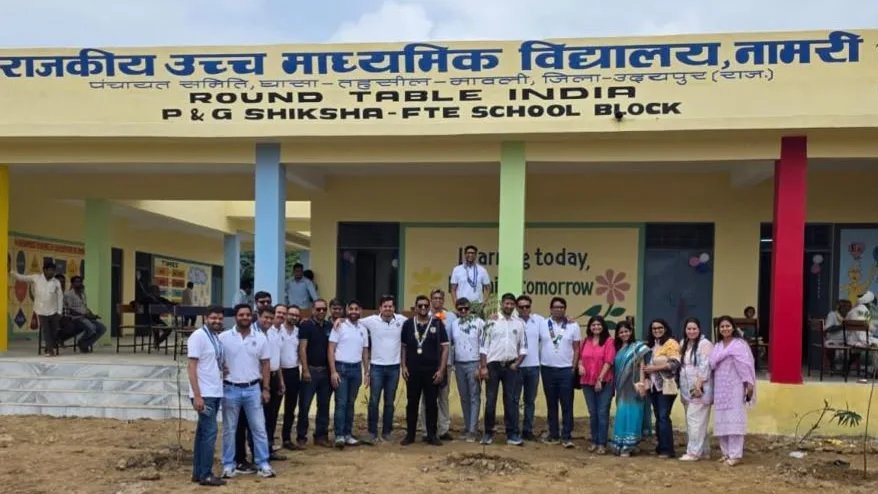 450 विद्यार्थियों को मिली शिक्षा की नई सौगात, राउंड टेबल इंडिया ने 9 कक्षाओं का किया उद्घाटन
