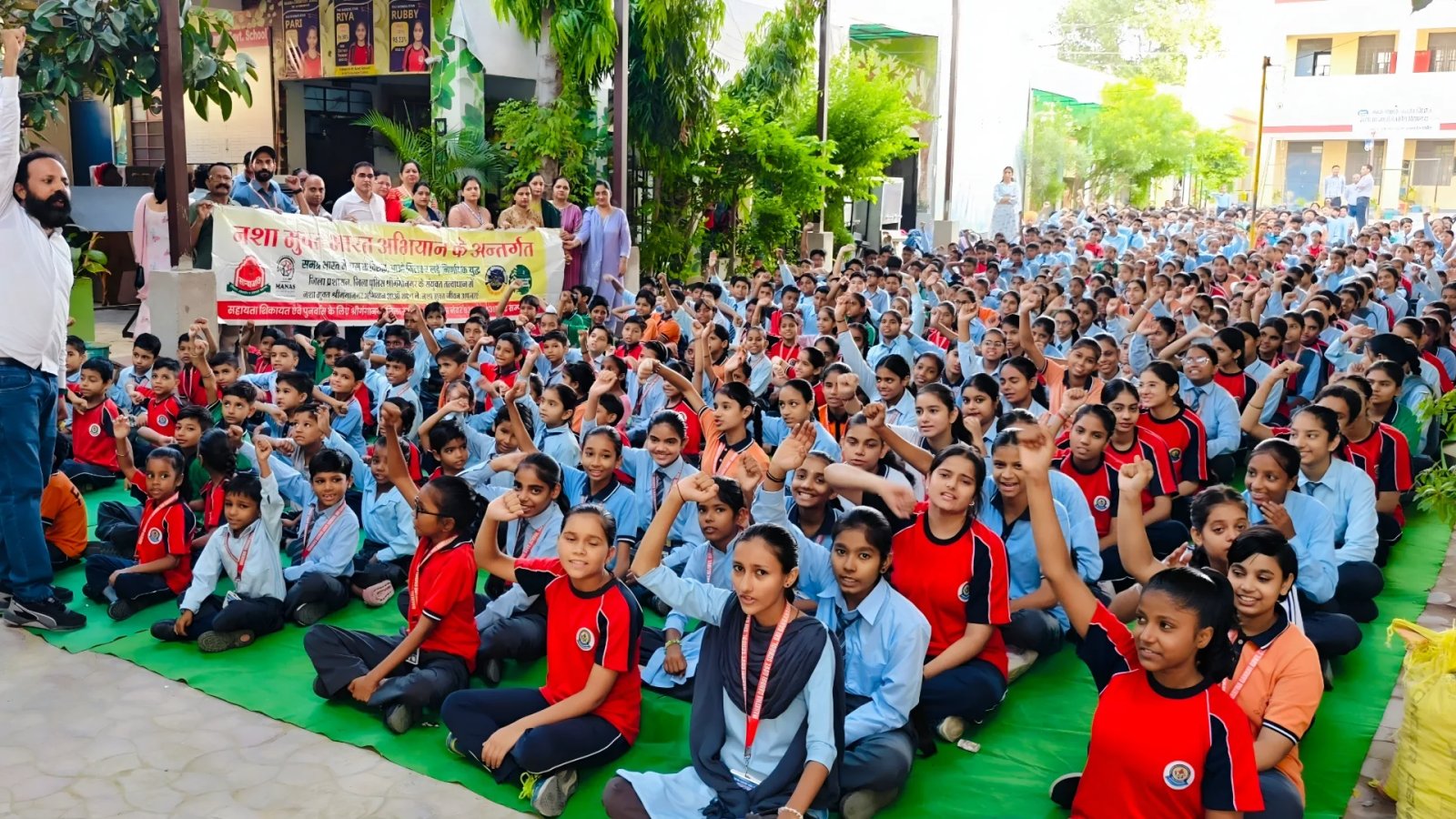 महात्मा गांधी विद्यालय में नशा मुक्त भाई कार्यशाला आयोजित