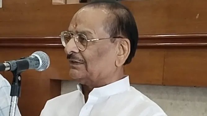 शब्दों के साधक गीतऋषि दुर्गादान सिंह गौड़ को साहित्य जगत ने किया याद