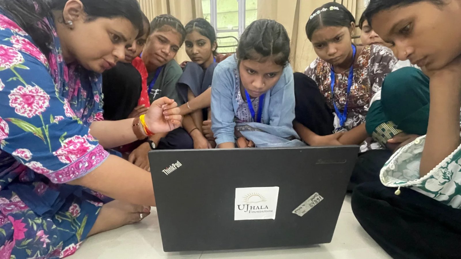 डिजिटल सहेली कार्यक्रम के अंतर्गत बालिकाओं को डिजिटल साक्षरता कौशल निखारने का मिल रहा अवसर