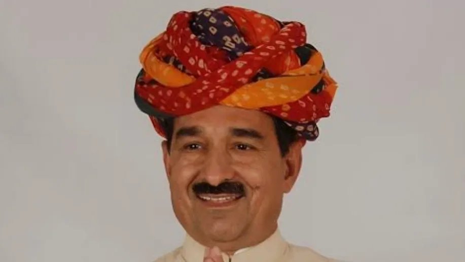 नगर परिषद चुनाव में भाजपा टिकट के लिए आवेदनों की बाढ़, योग्यता और जीत क्षमता को मिलेगी प्राथमिकता