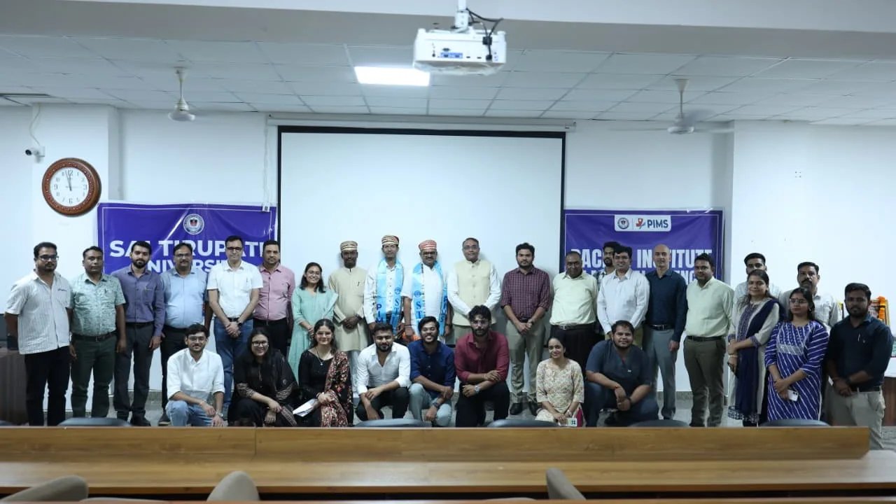 राष्ट्र निर्माण में युवाओं की भूमिका पर साईं तिरुपति विश्वविद्यालय के पैसिफिक चिकित्सा विज्ञान संस्थान में हुआ ‘युवा संवाद