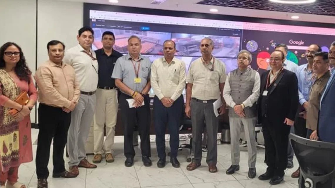 किचन की रियल-टाइम निगरानी, असरदार निरीक्षण, कमियों पर तुरंत कार्रवाई और ‘‘रेल मदद’’ शिकायतों की बारीकी से निगरानी पर दिया ज़ोर