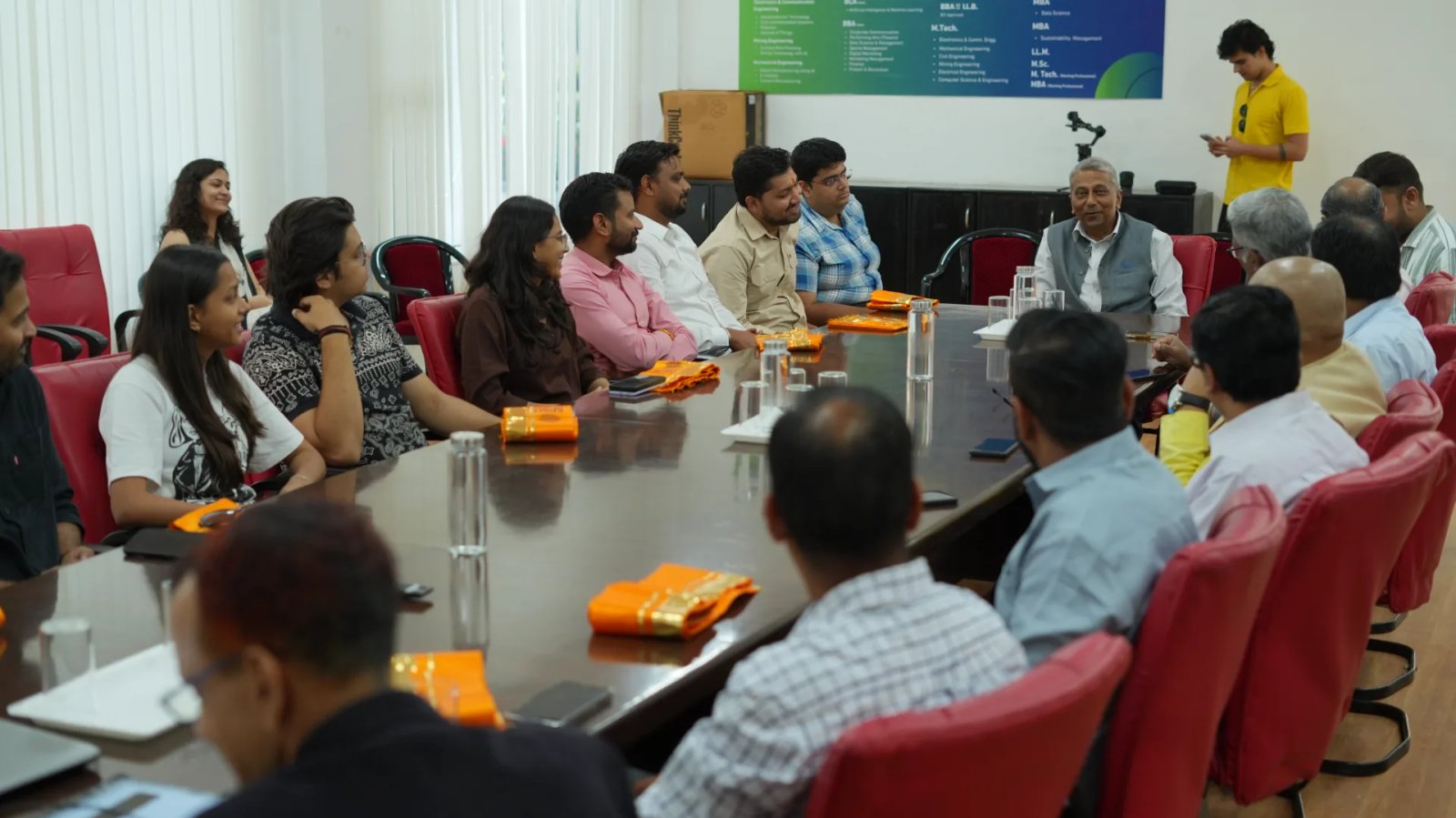 यादों से नई संभावनाएँ: एसपीएसयू में पूर्व विद्यार्थियों का मिलन एवं वेब पोर्टल का शुभारंभ