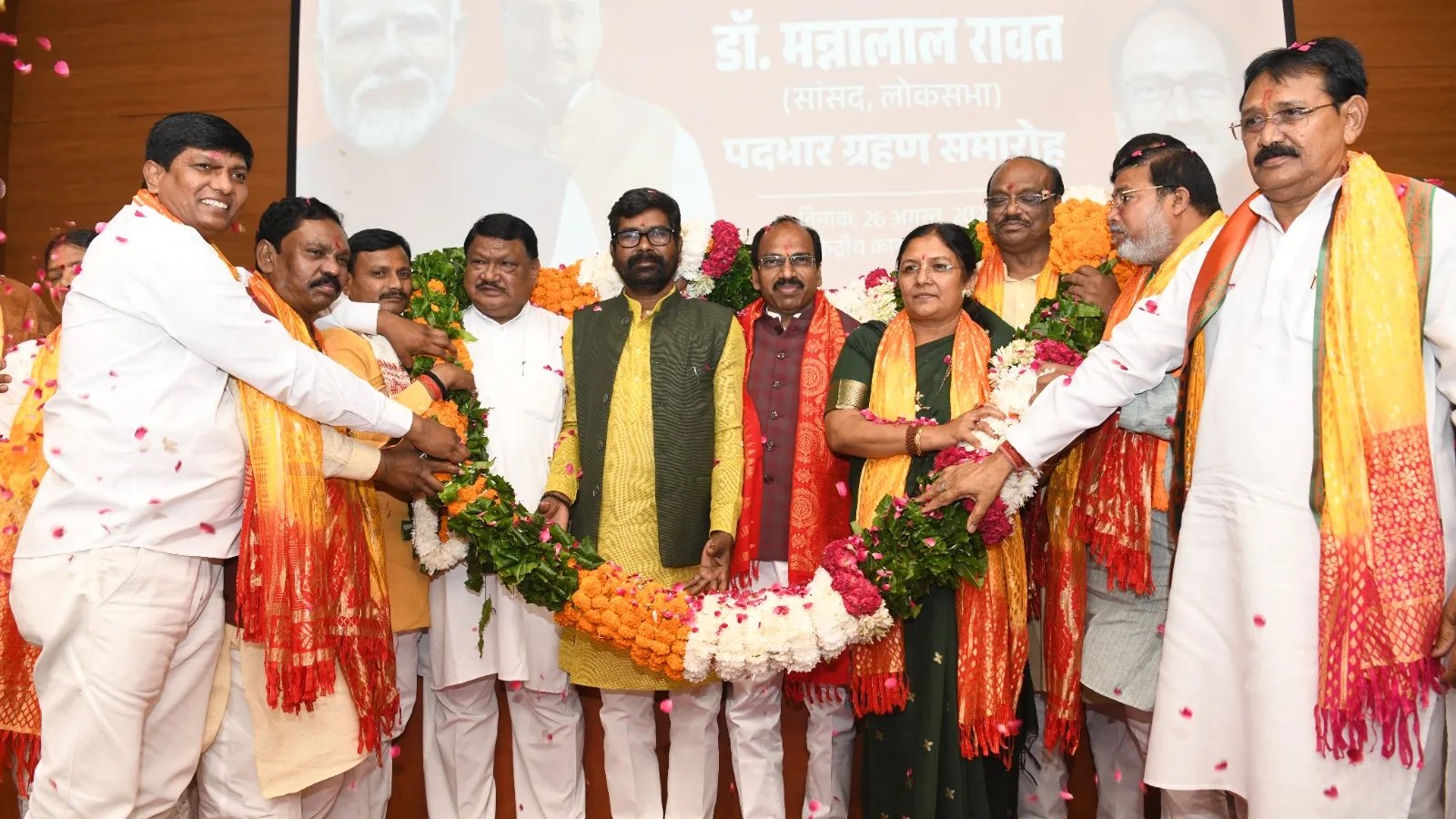 डॉ. मन्नालाल रावत ने भाजपा अनु.जनजाति मोर्चा के राष्ट्रीय अध्यक्ष का पदभार ग्रहण किया