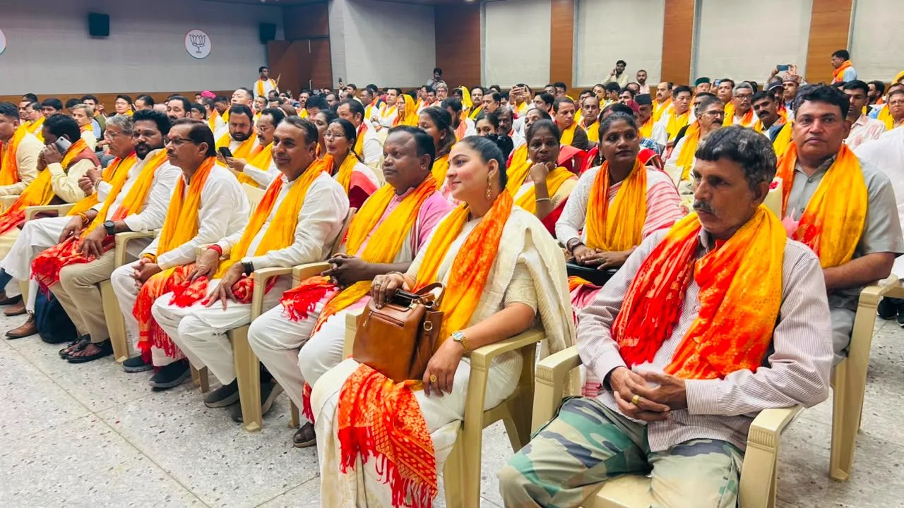 Dr. Mannalal Rawat Takes Charge as BJP ST Morcha National President