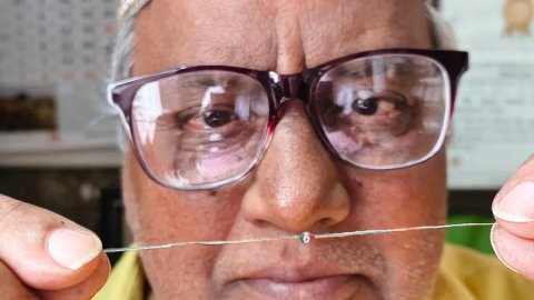 Udaipur Craftsman Creates World’s First ‘Karishma-e-Tirangi Rakhi’ in Gold and Diamond