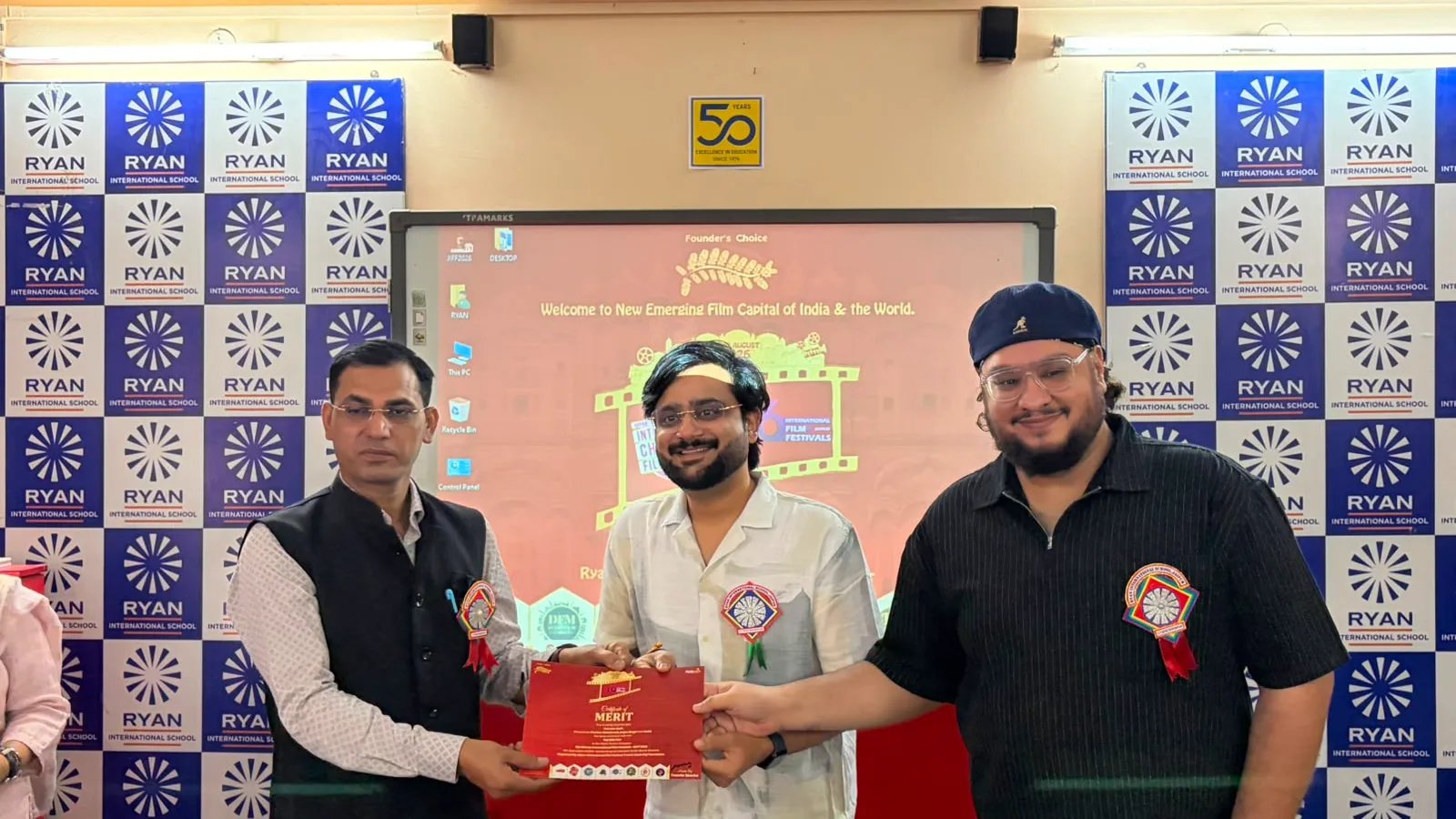 विश्व सिनेमा की 29 चुनिंदा फिल्मों ने बच्चों को किया प्रेरित, AI से लेकर मानवीय मूल्यों तक विविध विषयों की दिखाई झलक