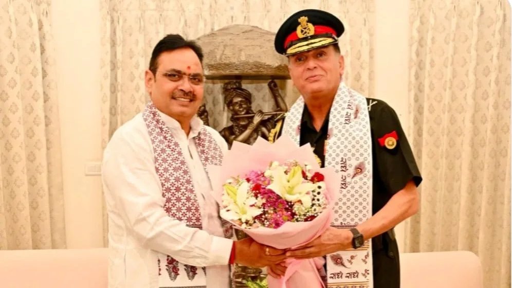 CHIEF OF ARMY STAFF REVIEWS OPERATIONAL PREPAREDNESS OF SAPTA SHAKTI COMMAND; MEETS GOVERNOR AND CHIEF MINISTER OF RAJASTHAN