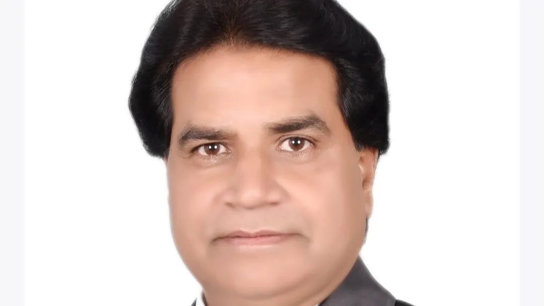 शिक्षाविद् परिचय:डॉ. दीपक कुमार श्रीवास्तव