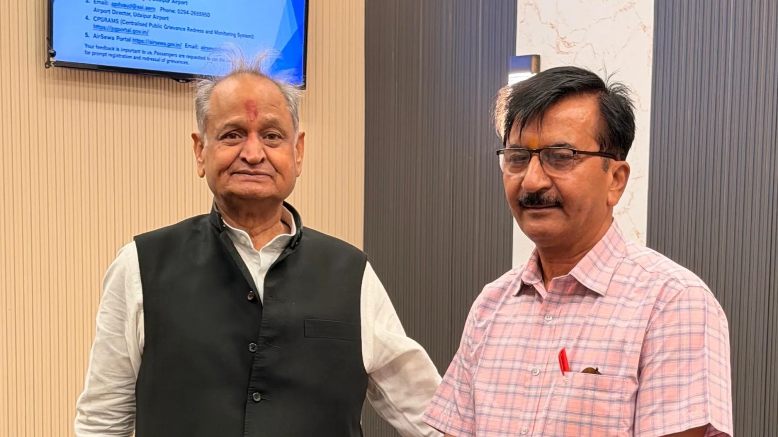 प्रतापगढ़ की जन आक्रोश रैली के बाद अशोक गहलोत उदयपुर से जयपुर रवाना