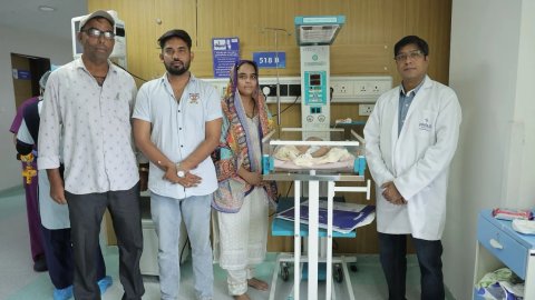एक माह की बच्ची को गंभीर ब्रेन हेमरेज से मिली राहत, बिना सर्जरी हुआ इलाज