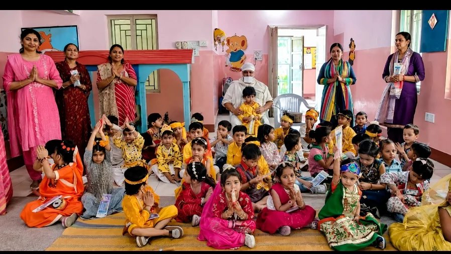 Jainacharya Shri Devendra Public School Celebrates Janmashtami