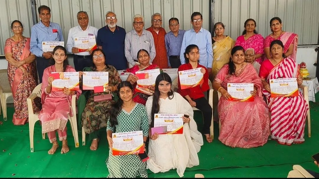 राजस्थान दिवस पर आयोजित निबंध प्रतियोगिता के विजेता पुरस्कृत.....