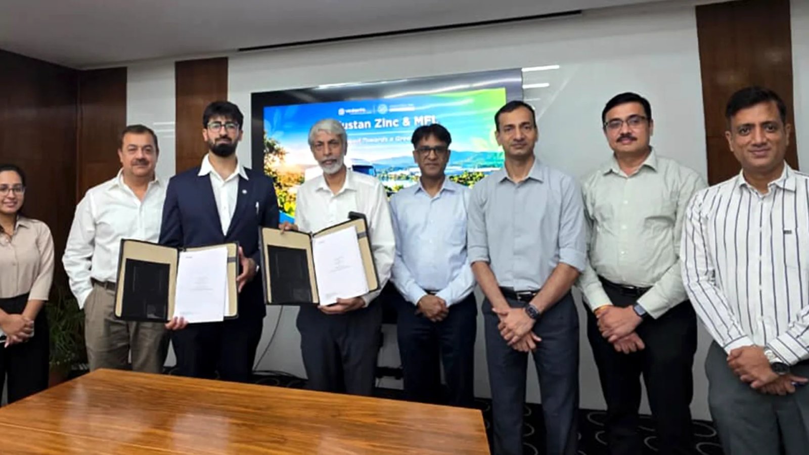 हिंदुस्तान जिंक की ग्रीन लॉजिस्टिक्स में मजबूत पहल, माइंस से स्मेल्टर तक परिवहन में 30 इलेक्ट्रिक ट्रक शामिल