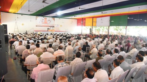 स्वाध्याय से स्वयं की पहचान और जीवन को मिलती है सही दिशाःमुनिश्री