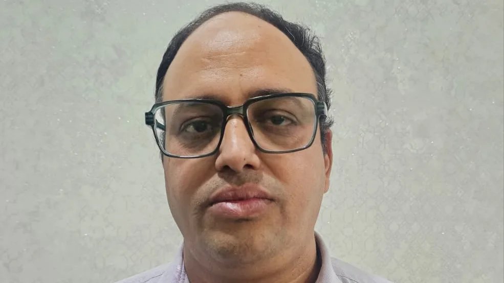 अज्ञात मैसेज के बाद मोबाइल पर आए 15-20 ओटीपी, कुछ ही देर में अलग-अलग खातों और क्रेडिट कार्ड से उड़ाए ₹2.42 लाख