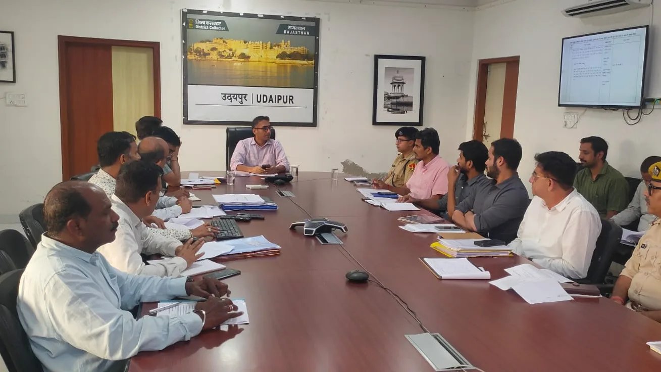 डिस्ट्रिक्ट रोड़ सेफ्टी एक्शन प्लान के लिए विभाग अविलम्ब भेजें अपेक्षित सूचनाएं - जिला कलक्टर
