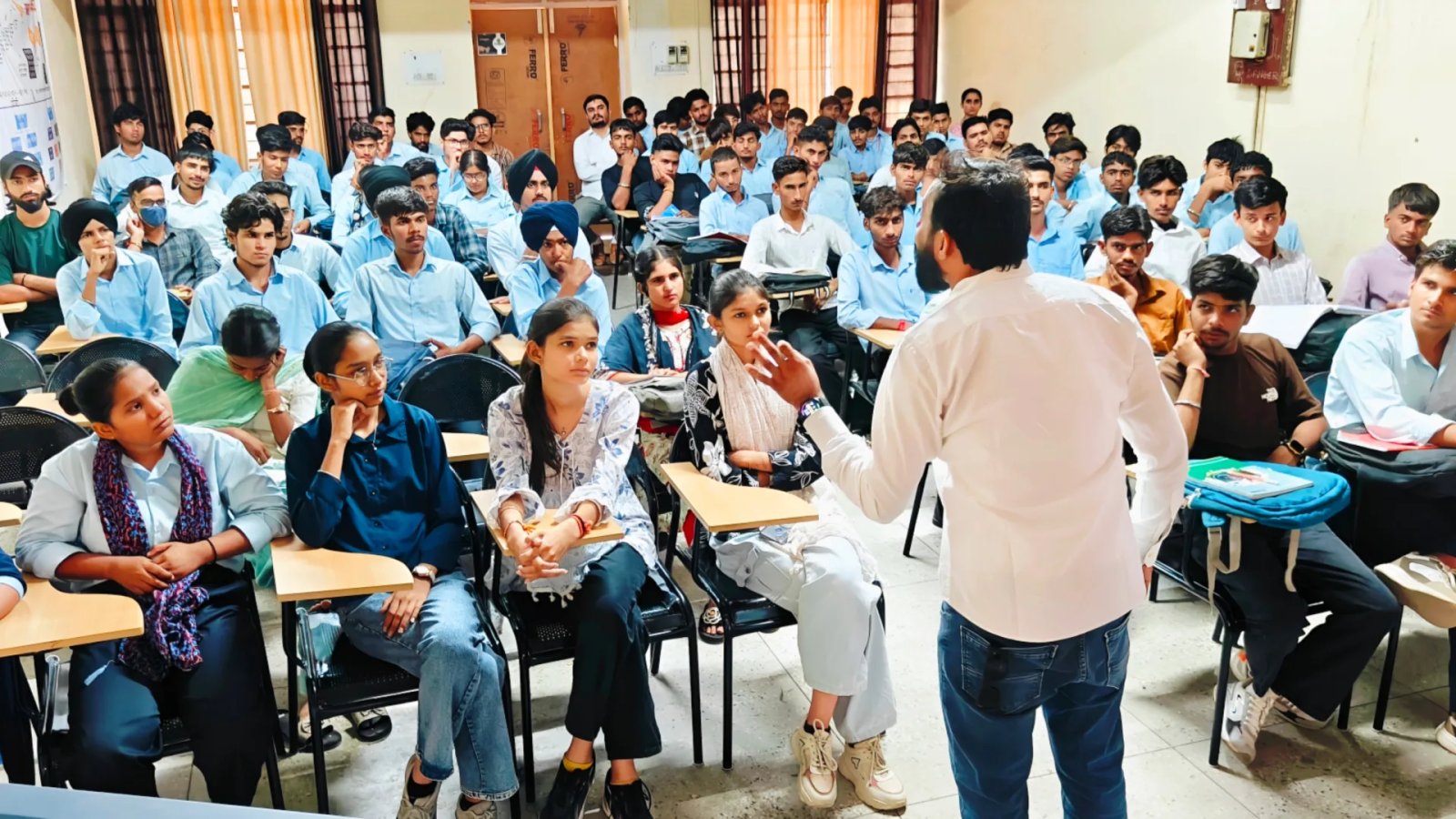 राजकीय पॉलिटेक्निक कॉलेज में नशा मुक्ति जागरूकता कार्यक्रम आयोजित