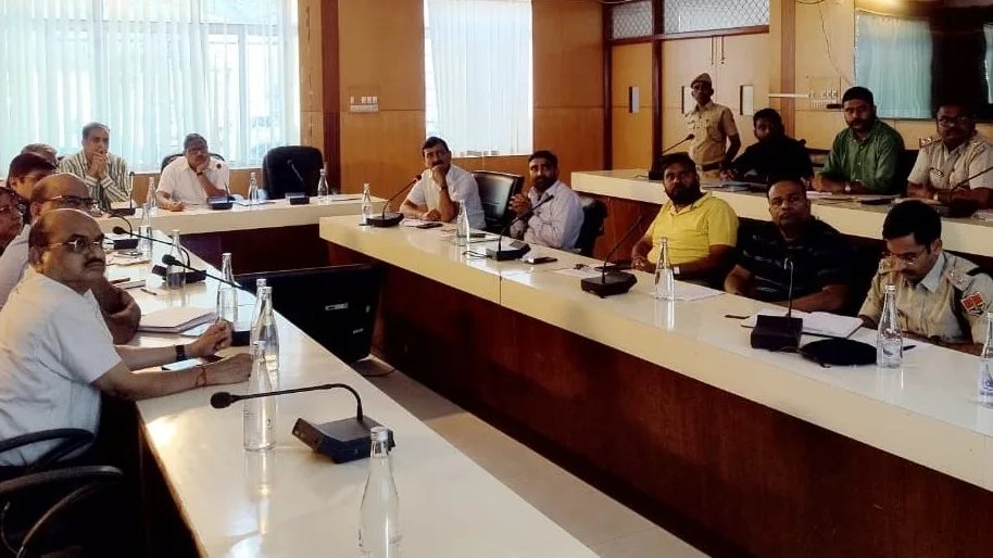 जंतुआलय विकास ट्रस्ट की त्रैमासिक बैठक का आयोजन