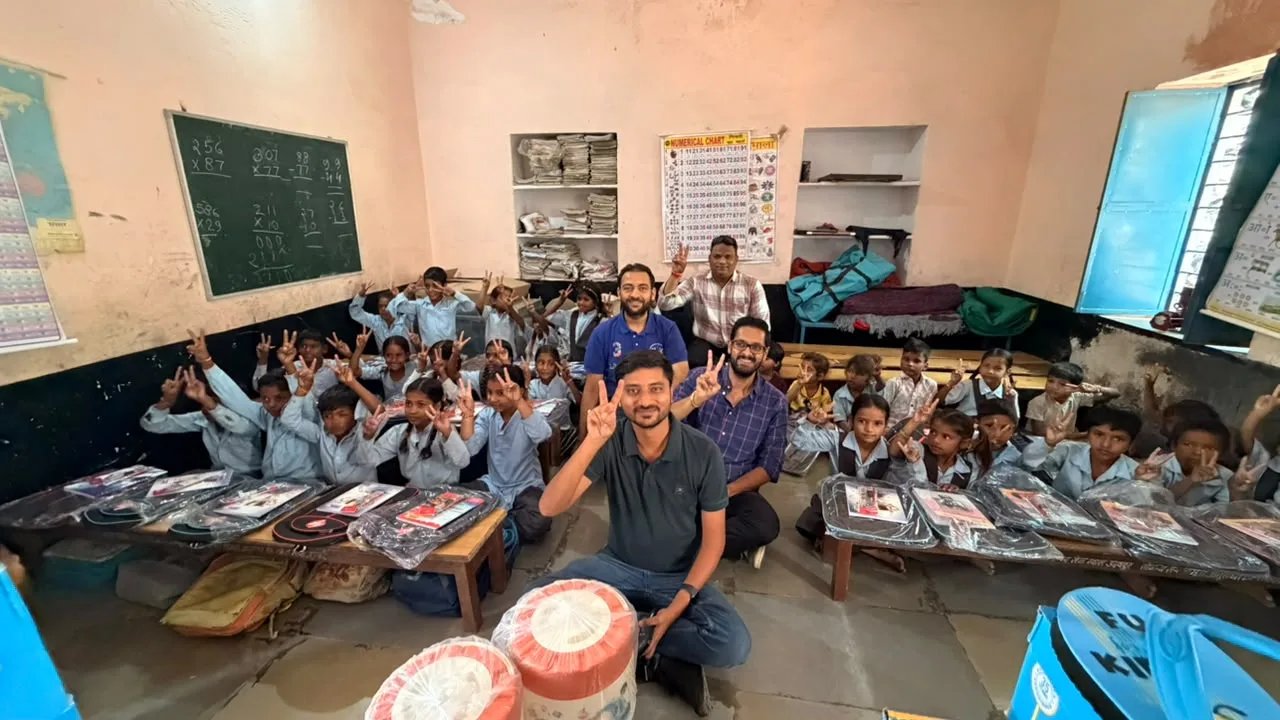 जहां जरूरत, वहां पहुंची सेवाः 40 किलोमीटर दूर गांव में राउंड टेबल इंडिया ने बांटी खुशियां