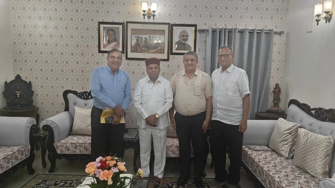 सुर संगम के प्रतिनिधिमंडल की राज्यपाल से भेंट*