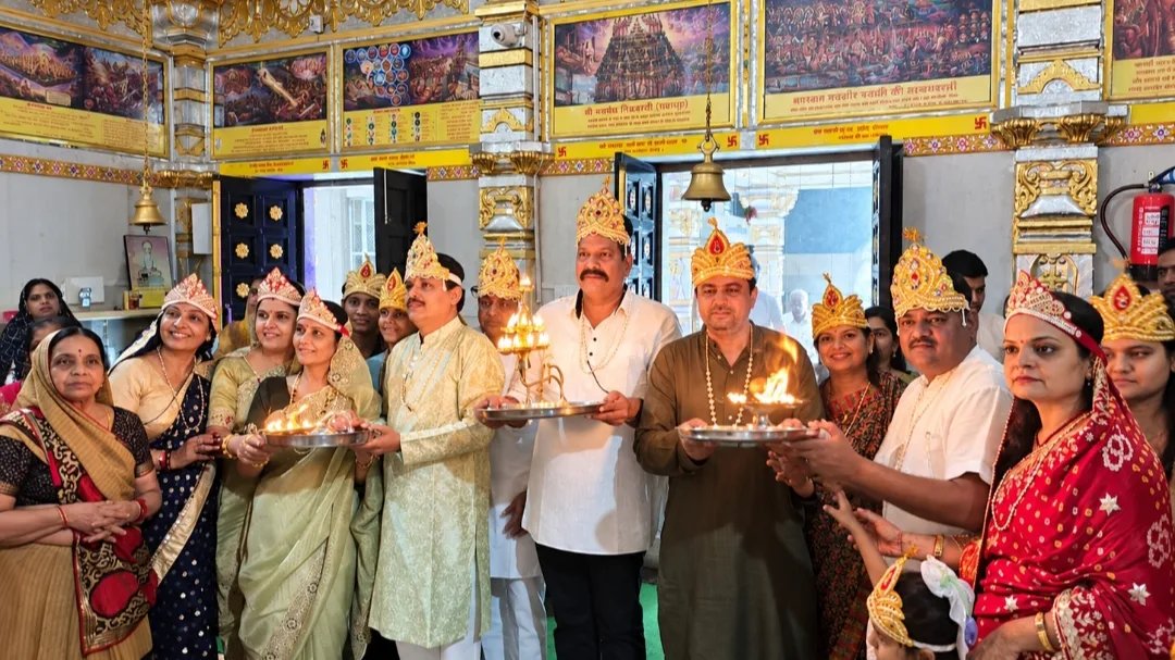 सुगंध दशमी पर ध्यानोदय तीर्थ में गूंजे भक्ति के स्वर, शैलेश लोढ़ा एवं पार्टी ने बांधा समां