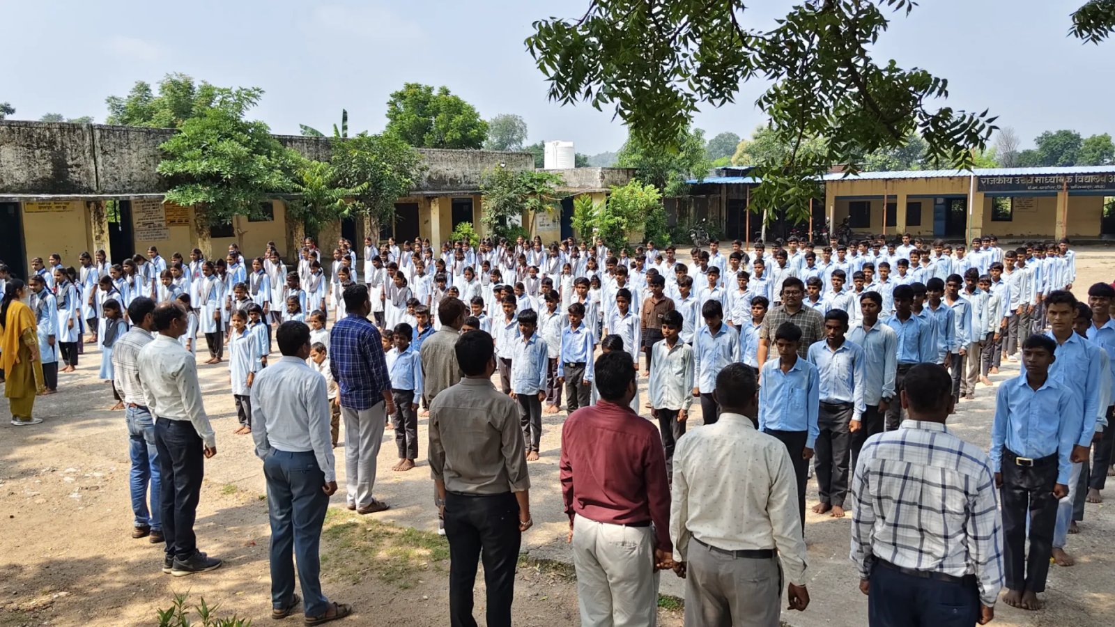 अमरथून में वन्दे मातरम् का सामूहिक गायन हुआ