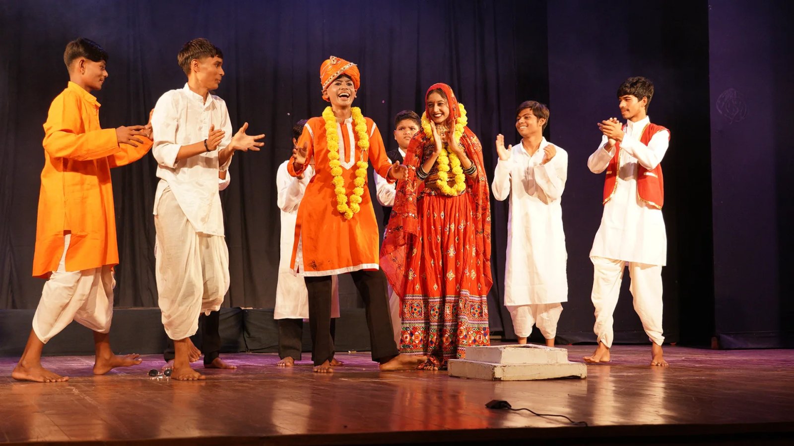 बाल रंग उत्सव के प्रथम दिवस ‘मैं बोझ नहीं, भविष्य हूँ’ और ‘जामुन का पेड़’ ने दिया सामाजिक जागरूकता का संदेश