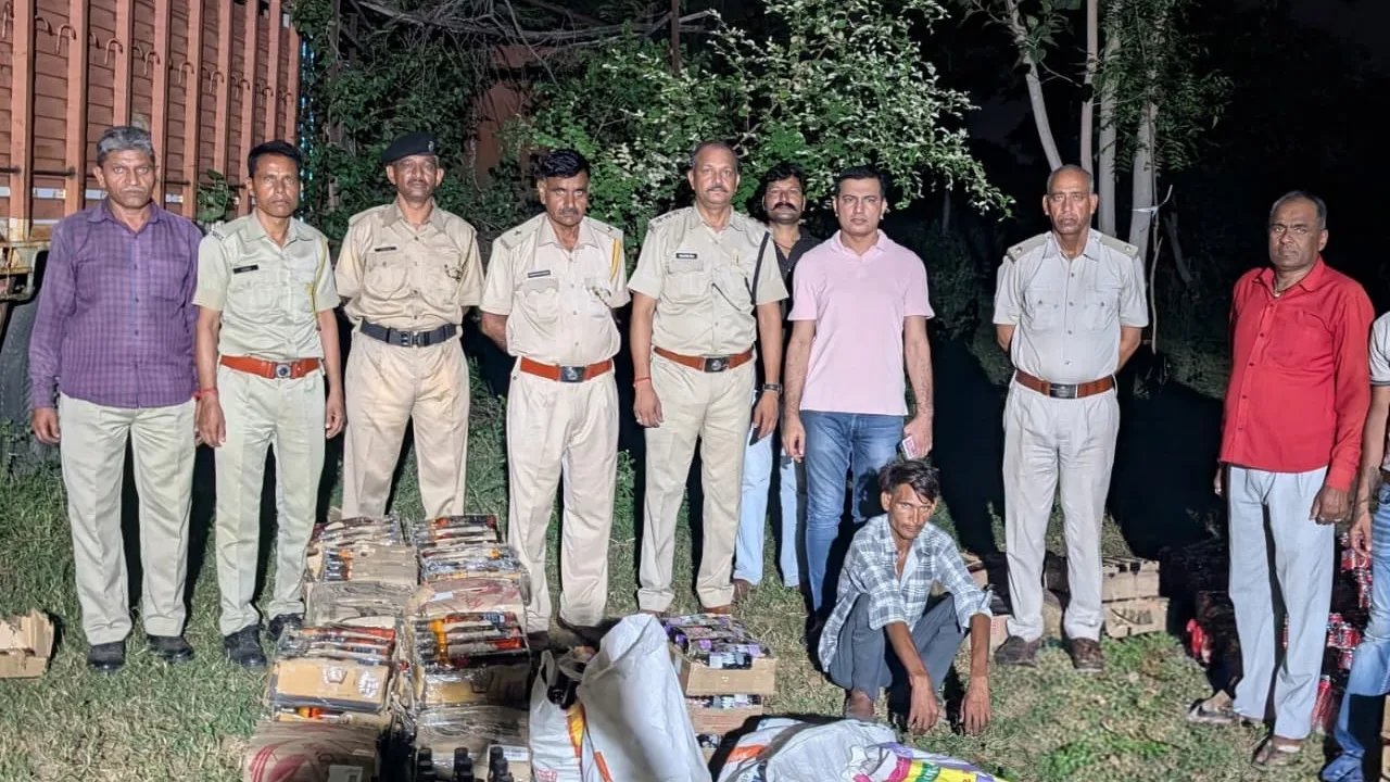 आबकारी आयुक्त नमित मेहता के निर्देशन में खेरवाड़ा में कार्रवाई