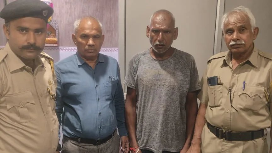 आबकारी आयुक्त के निर्देशन में कार्रवाई जारी