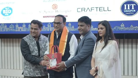 आईआईएम उदयपुर में बीसीआई युवा इन्वेस्टर कनेक्ट 2026 का भव्य आयोजन, गीतांजलि ग्रुप के सीएफओ सीए रोशन जैन ने जूरी सदस्य के रूप में निभाई अहम भूमिका