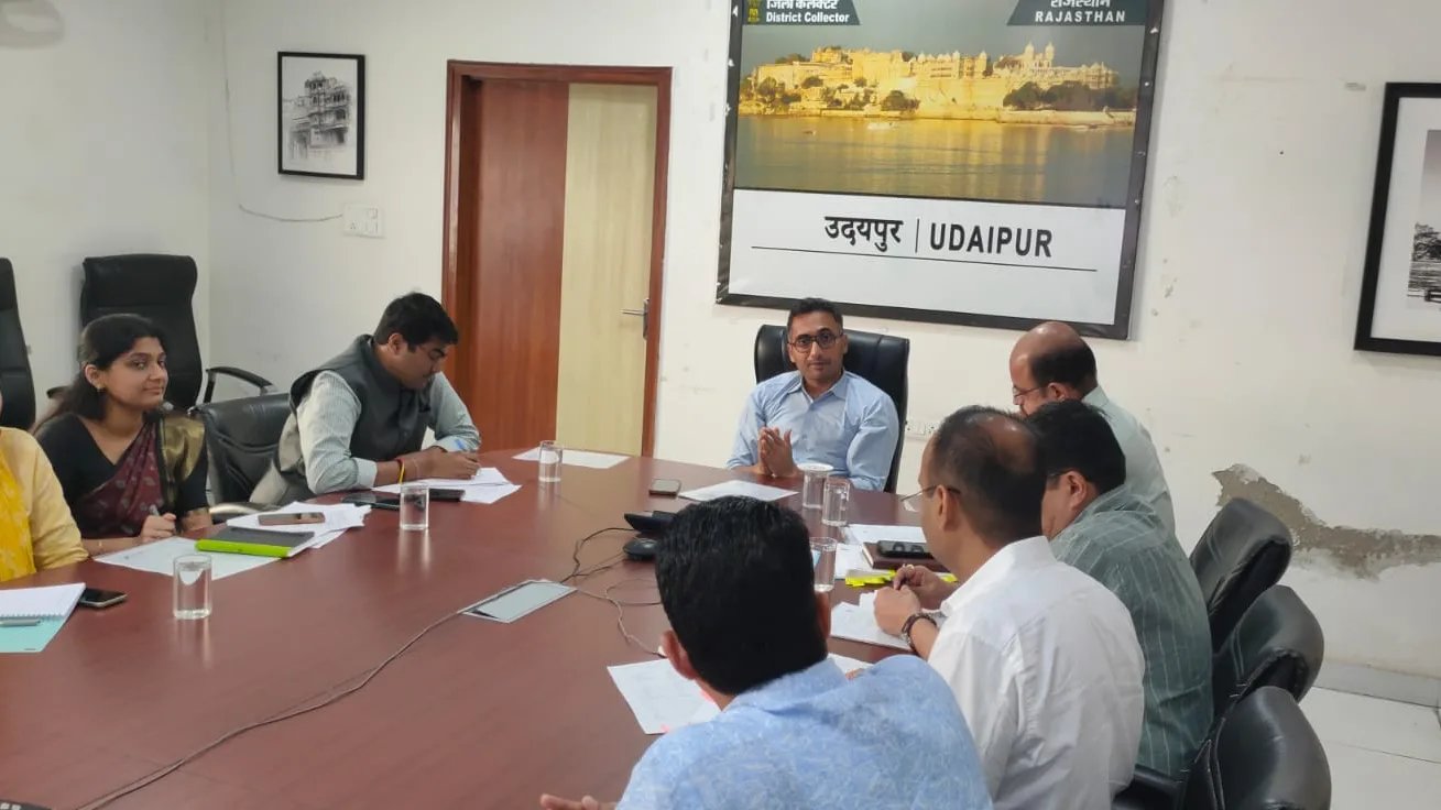 गिरदावर सर्कल स्तर के जन सेवा शिविरों की प्रगति की समीक्षा