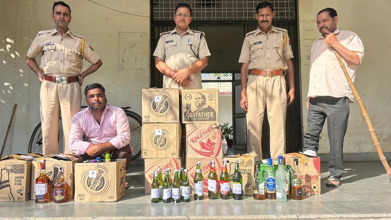 आबकारी आयुक्त के निर्देशन में कार्रवाई जारी