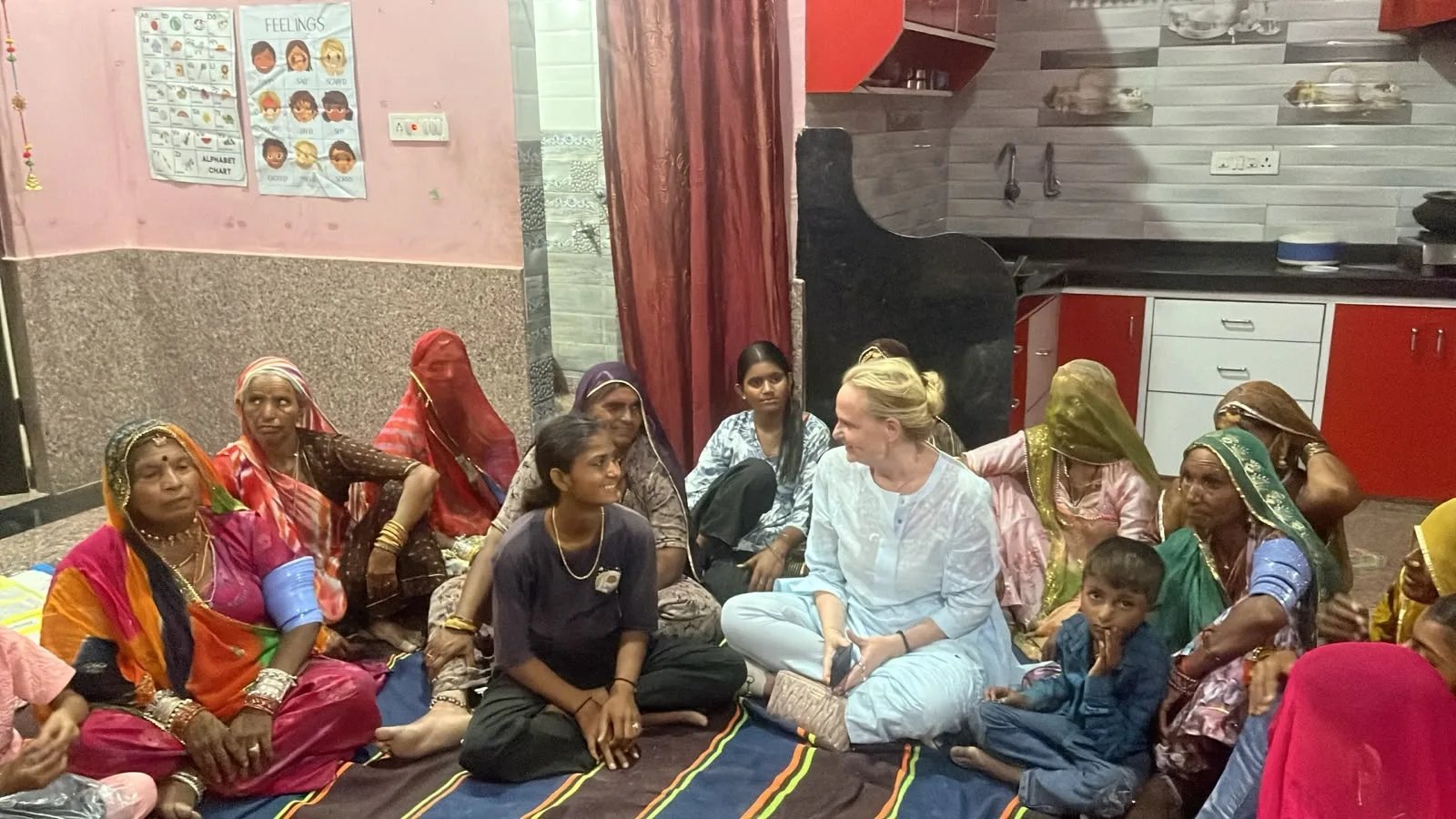 Architect Diana Kellogg Visits Banjara Children in Jodhpur