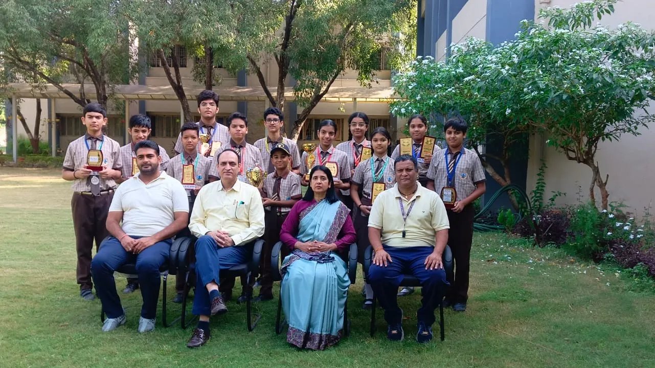 70 वीं जिला स्तरीय खेल कूद प्रतियोगिता के अन्तर्गत हिन्द जिंक विद्यालय के 16 विद्यार्थियों का राज्य स्तर चयन हुआ ।
