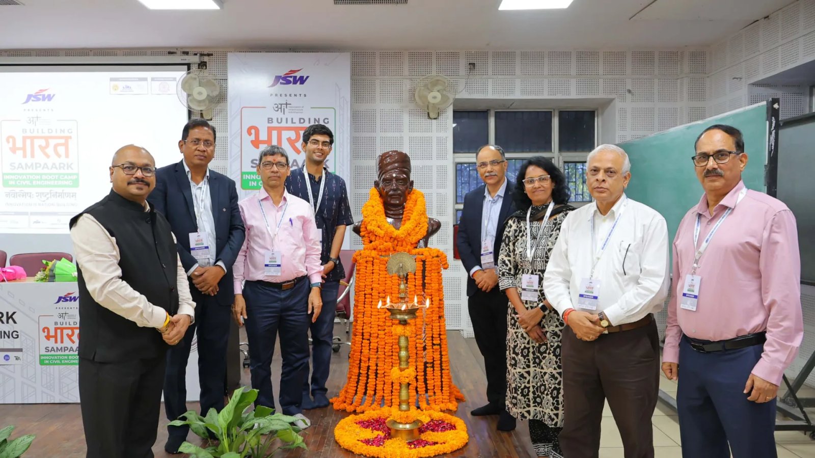 बिल्डिंग भारत संपर्क ने वाराणसी में सीज़न 2 की शुरुआत के साथ नई ऊंचाइयों की ओर बढ़ाया भारत का सिविल इंजीनियरिंग आंदोलन
