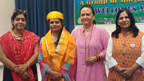 शायराना उदयपुर के साहित्य-संगीत समारोह में कलाकारों ने बांधा समां