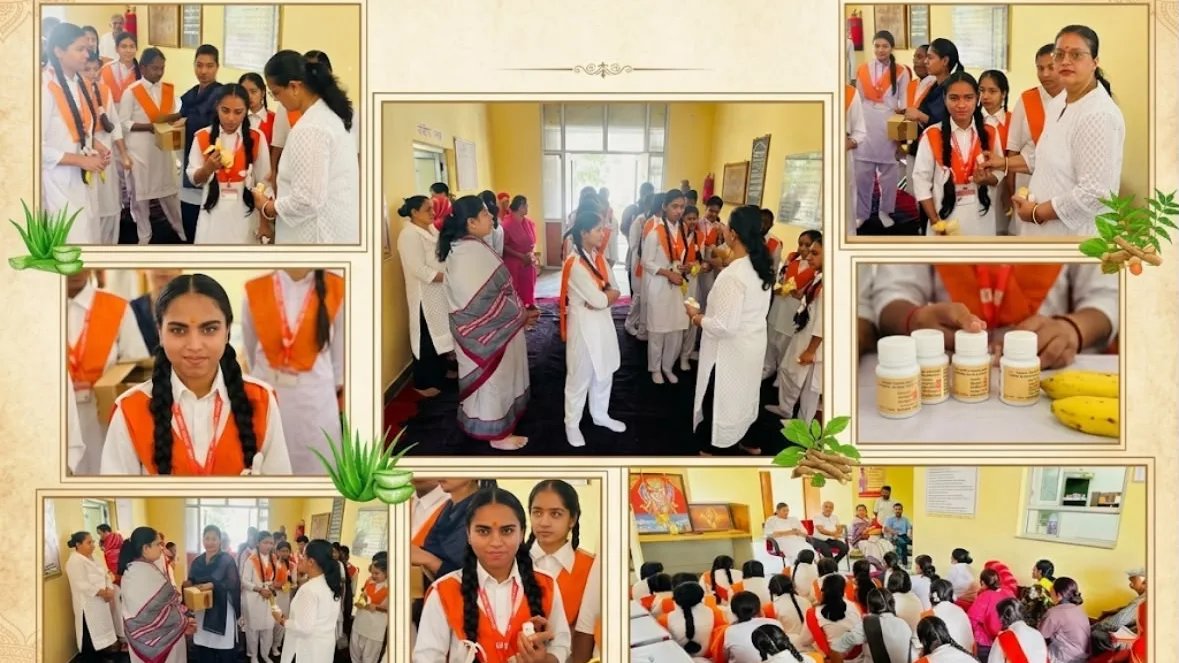 विश्व मानसिक स्वास्थ्य दिवस पर राजकीय जिला आयुर्वेद