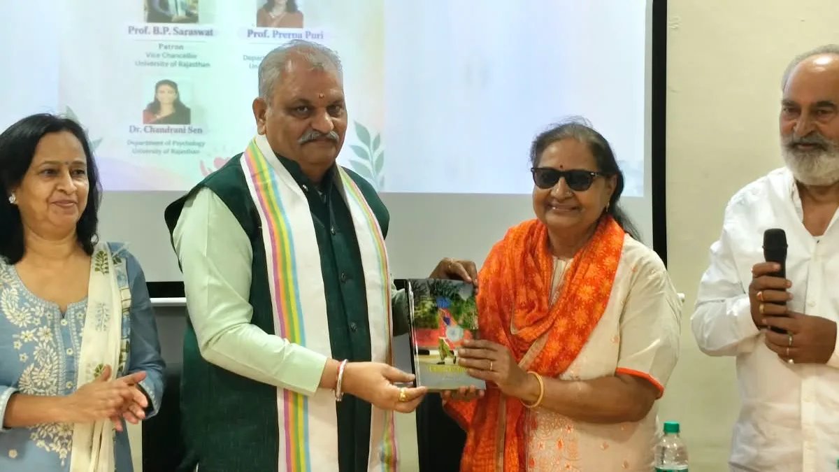 मानसिक स्वास्थ्य पर खुलकर बात करना स्वस्थ समाज की पहली जरूरतः कुलगुरु प्रो. भगवती प्रसाद सारस्वत