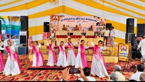 कर्मों से सिद्ध होती है सच्ची मानवता, ज्ञानदान और सेवा ही जीवन की सार्थकताःमुनि आदित्य सागर