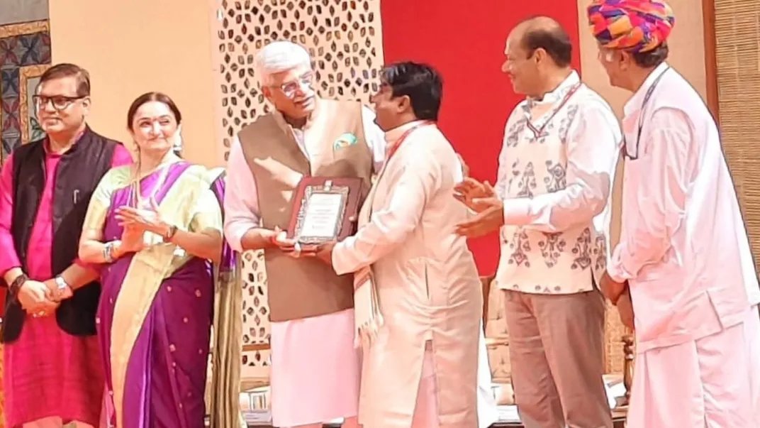 राजस्थान के लोकनृत्य कलाकार अकरम खान बहरूपिया और लोक संगीत कलाकार मंजूर खां मांगणियार को मिला उस्ताद बिस्मिल्लाह खाँ युवा पुरस्कार