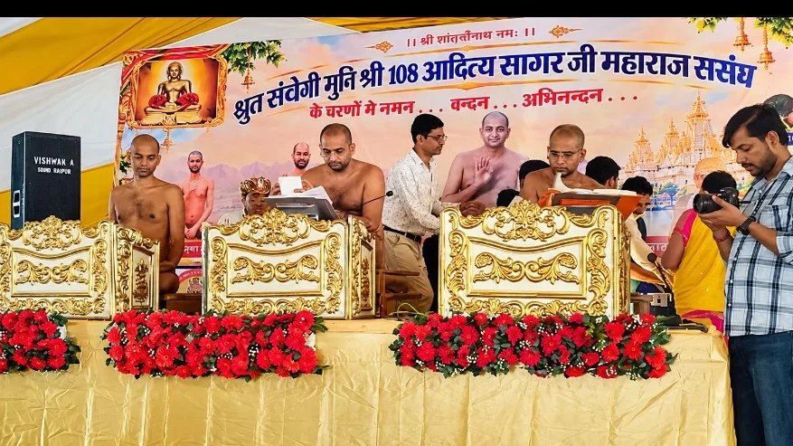 दान में अहंकार नहीं, विनम्रता हो तो मिलता है सच्चा पुण्यःमुनि आदित्य सागर